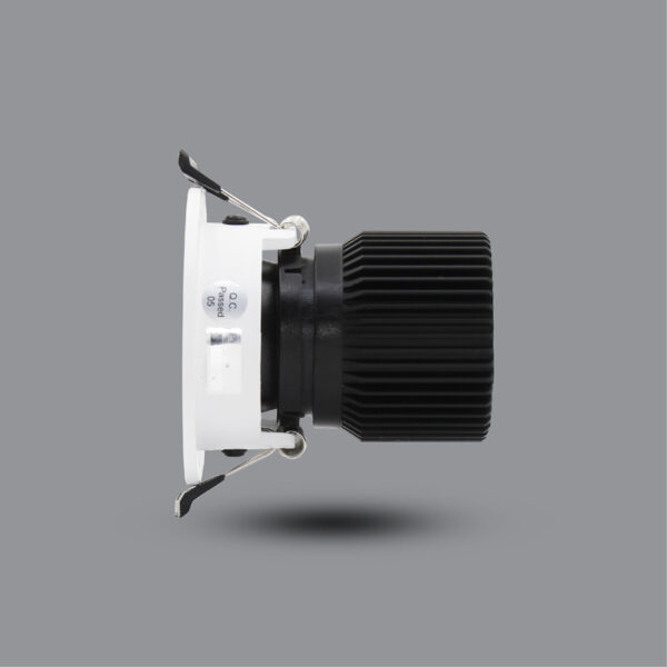 Đèn LED Downlight khách sạn 12W âm trần PRHI90L12 2